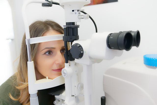 Kiedy warto udać się do okulisty?